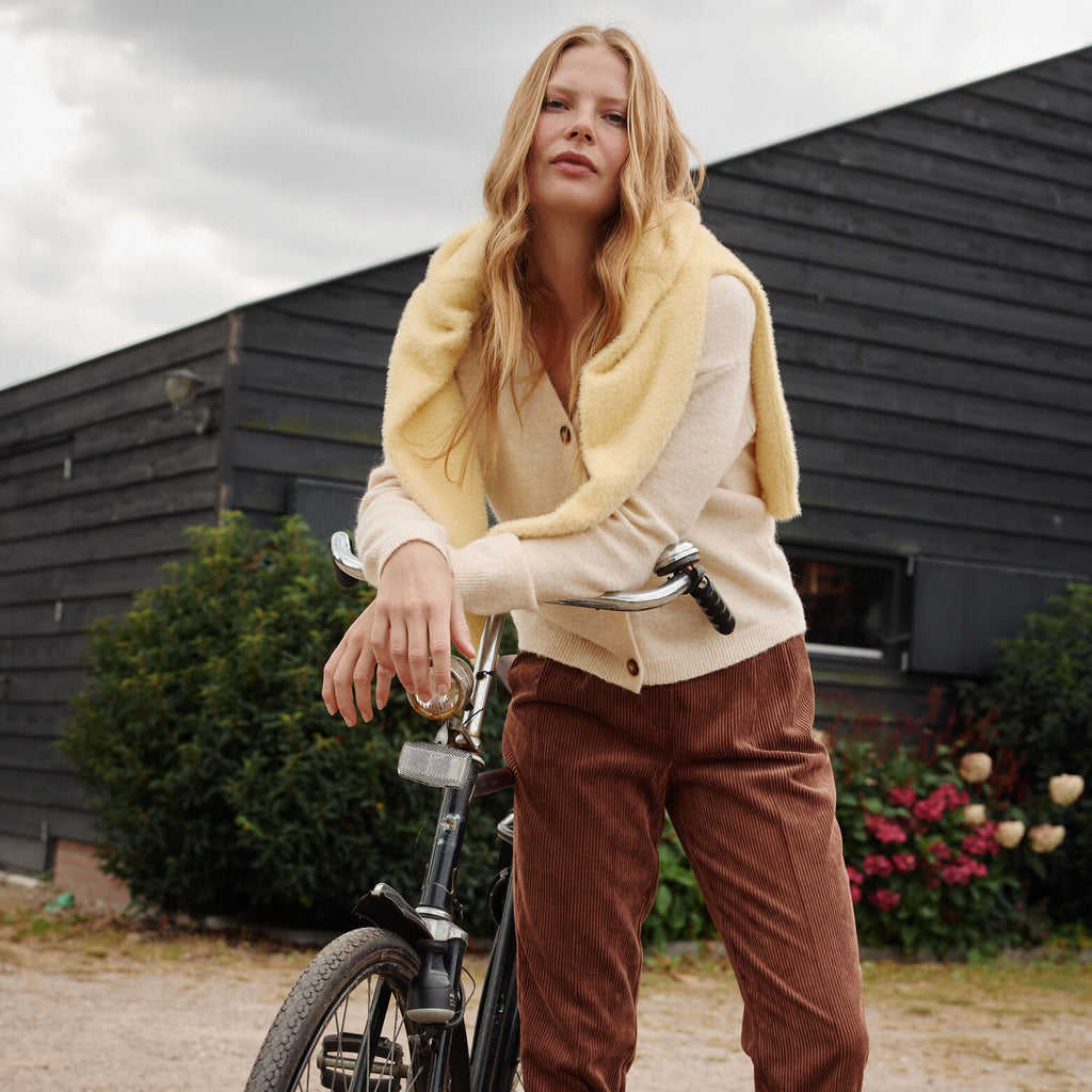 Pantalon velours à revers femme - 1