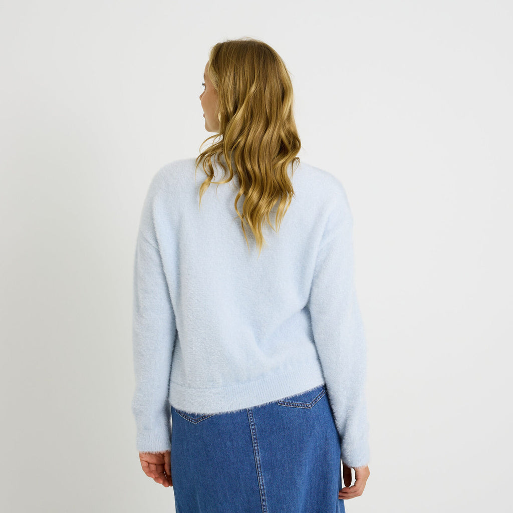 Pull fluffy col montant femme - 2