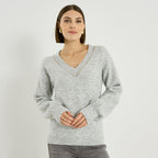 Pull col V à détails bijoux femme - 1