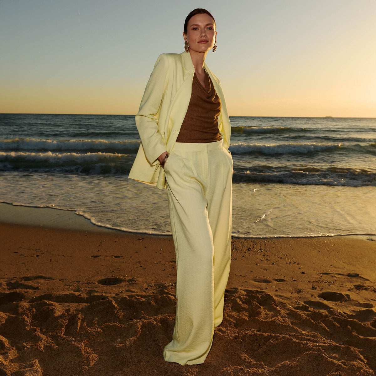 Pantalon large à pinces femme - 1