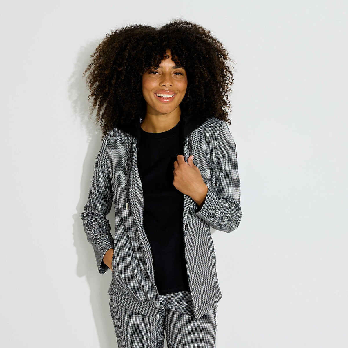 Veste Blazer maille à capuche femme - 1