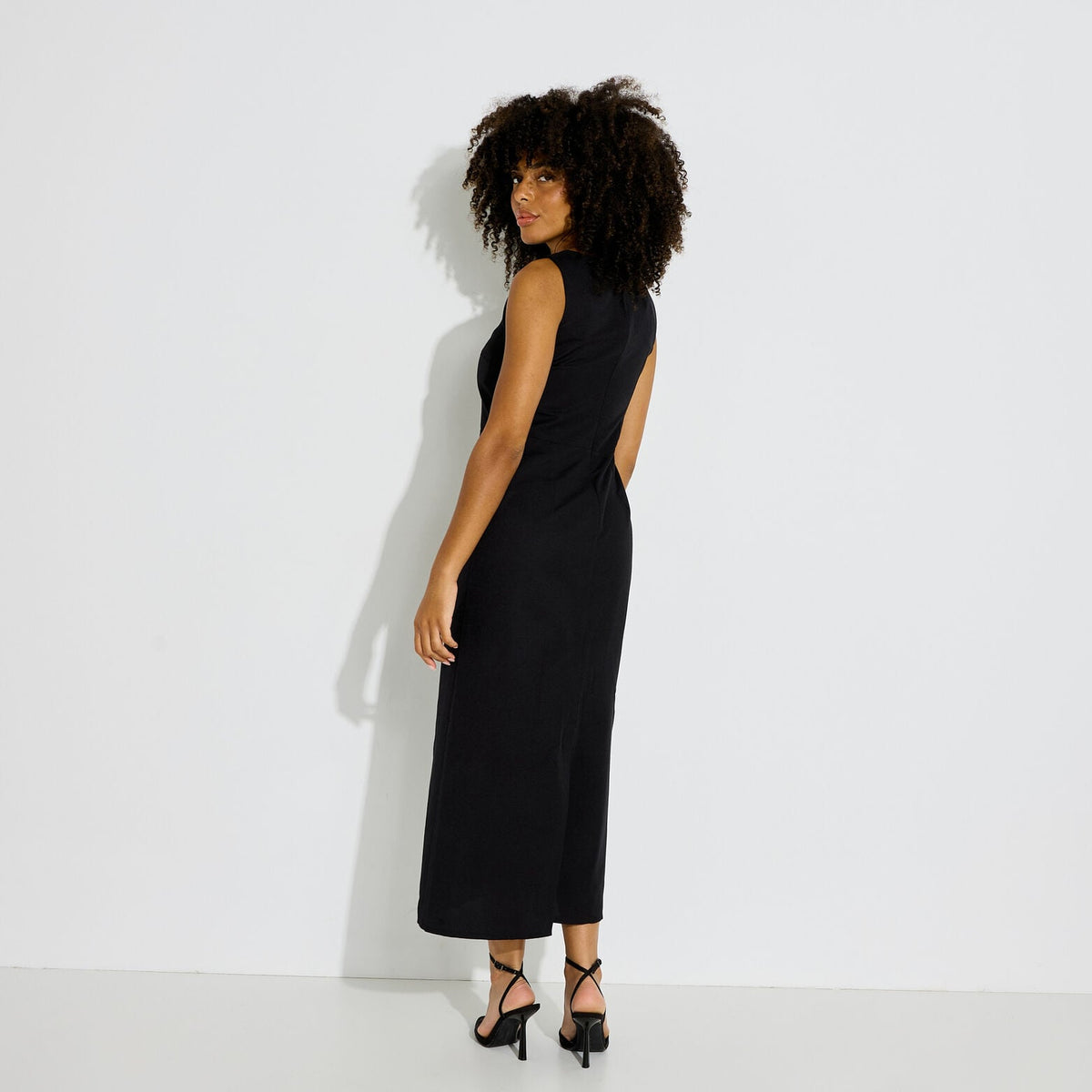 Robe longue sans manches avec fente - 2