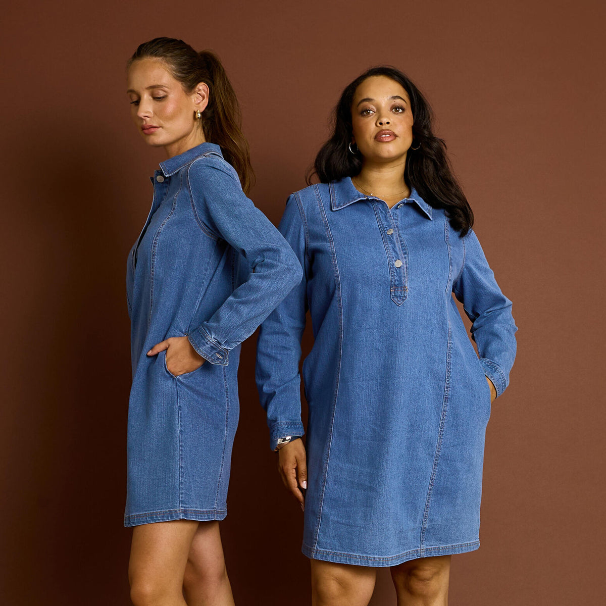 Robe courte en jean manches longues  - 1
