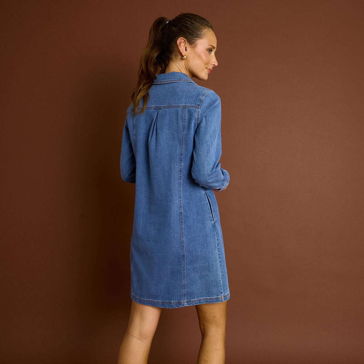 Robe courte en jean manches longues  - 2