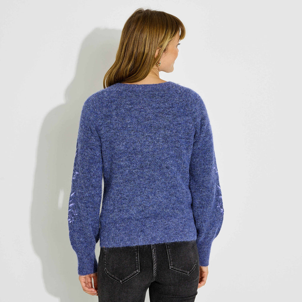 Pull doux motifs brodés femme - 2