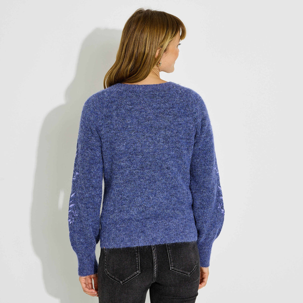 Pull doux motifs brodés femme - 2
