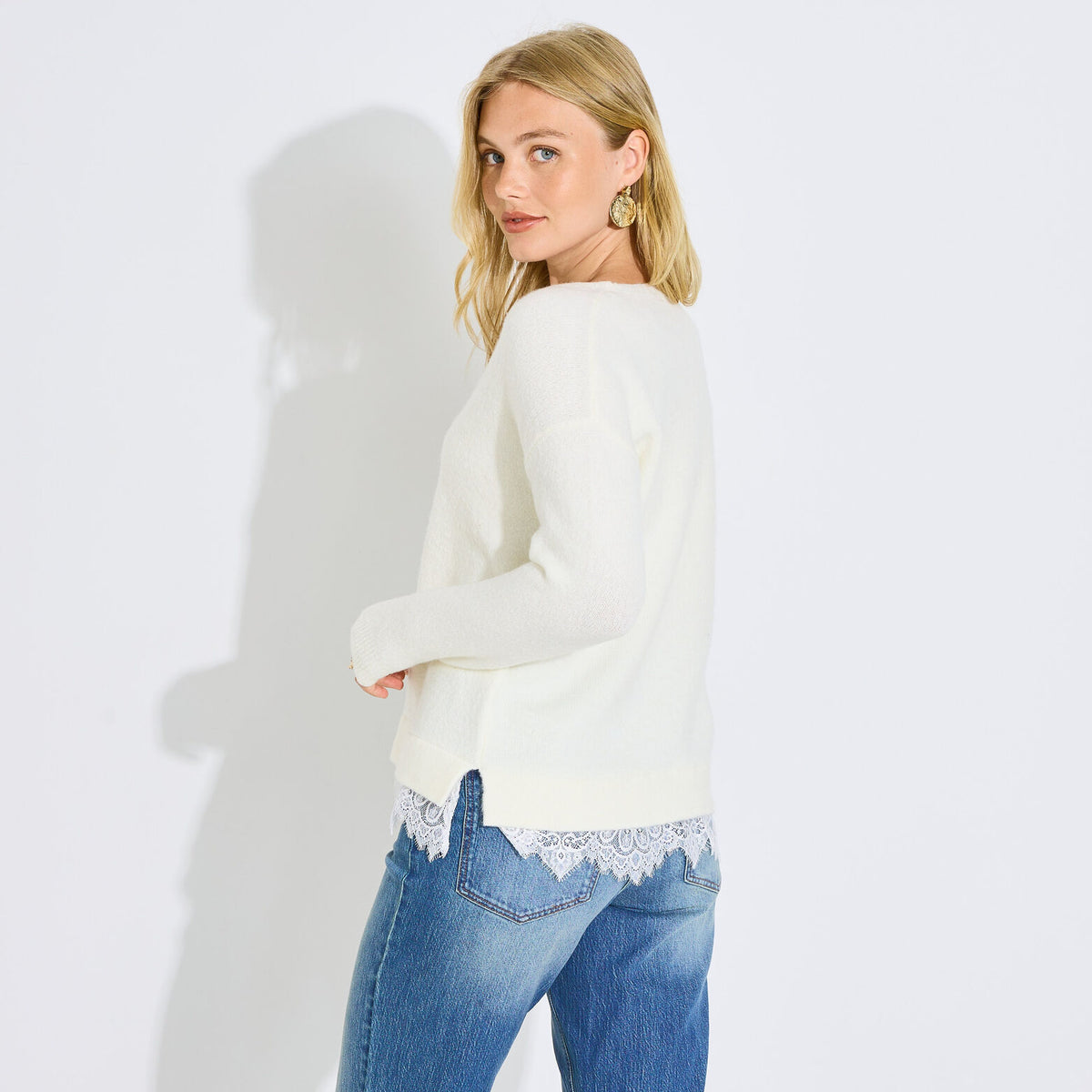  Pull finition guipure à la base femme - 2