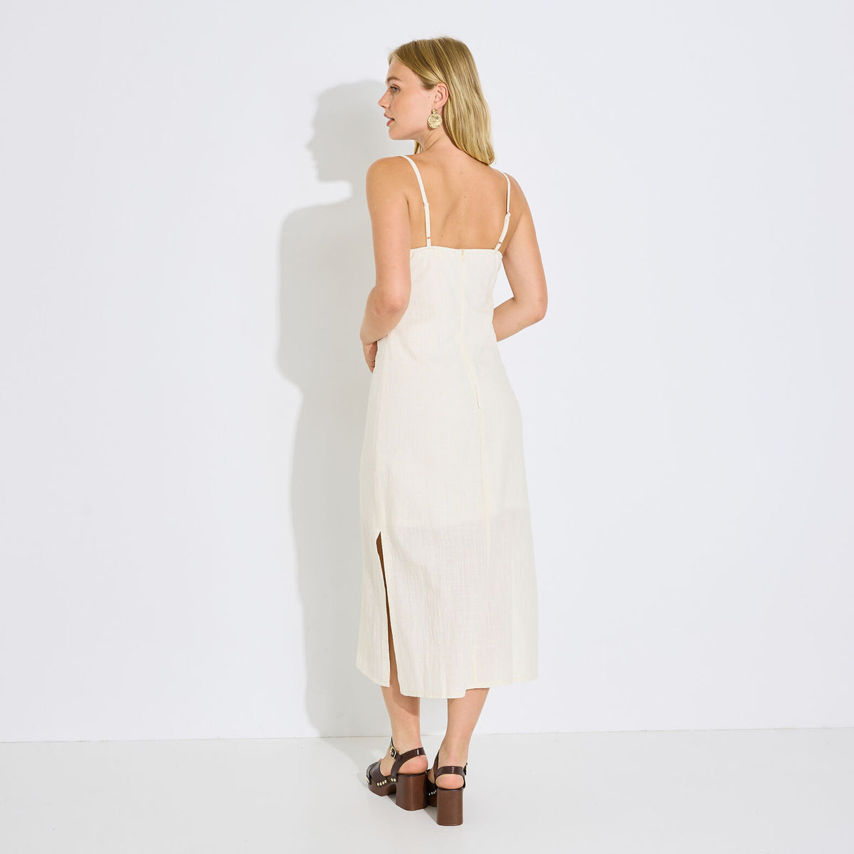 Robe longue unie à fines bretelles - 2