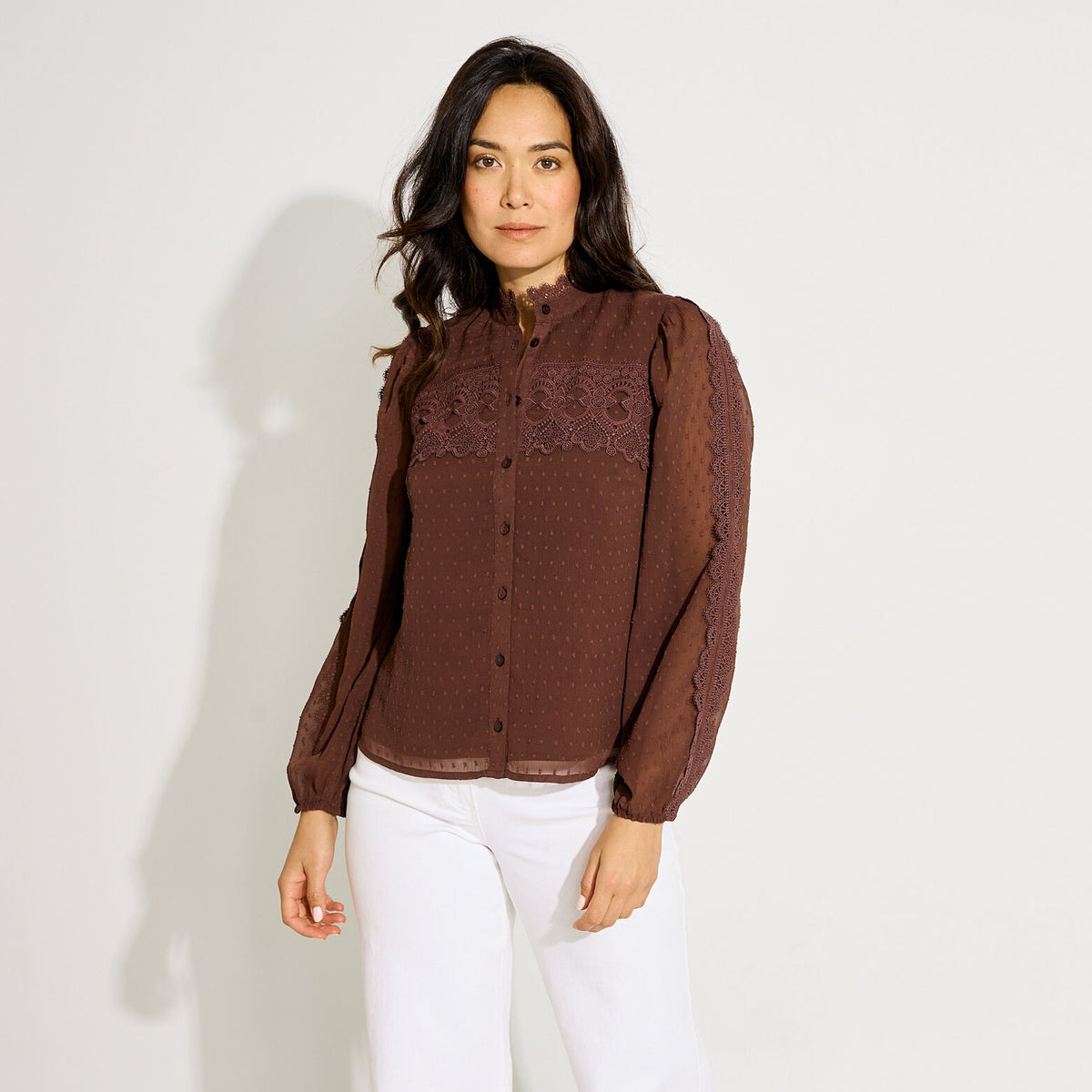 Chemise motifs plumetis femme - 1